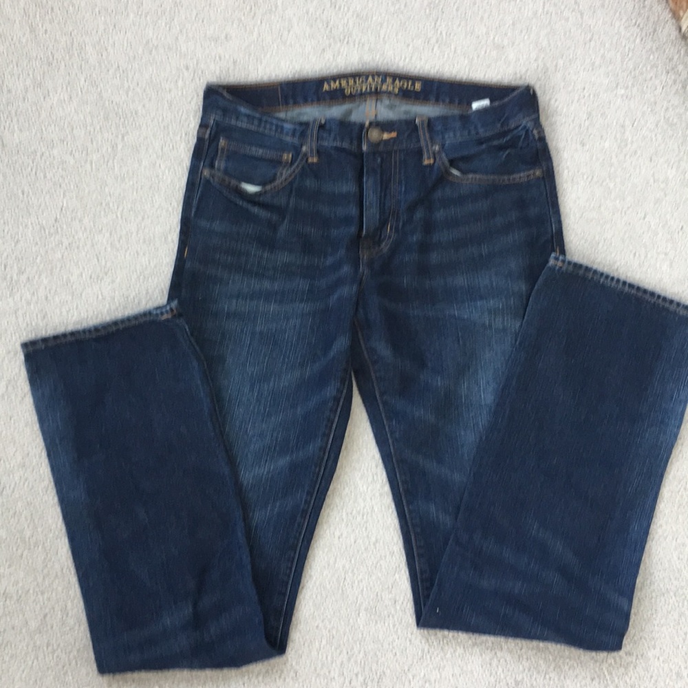 American Eagle men’s jeans
